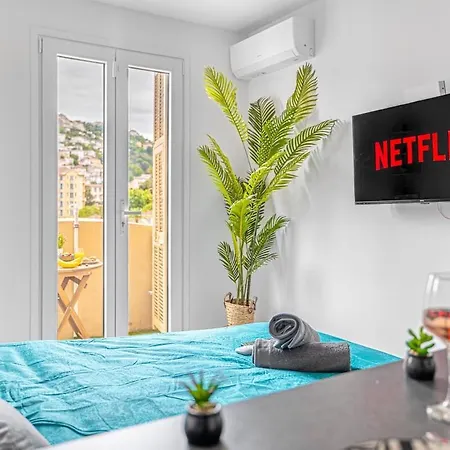 Relaxation & Comfort Design With Ambient Led Apartment Nice