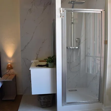 Climatise Et Proche De Apartment