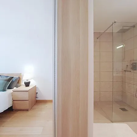 S10 Staywizus - Duplex 3 Bdr Ac Wifi Balcony 10 Mins Apartment