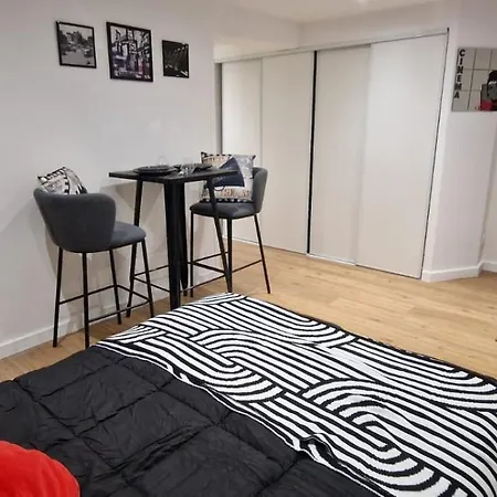 Apartment Cine Chic Sur La Promenade Des