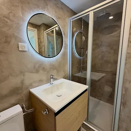 Apartment Promenade Carre D'or Duplex Renove 3 Plages 1 Min - Recommande Pour 5 Adultes Nice