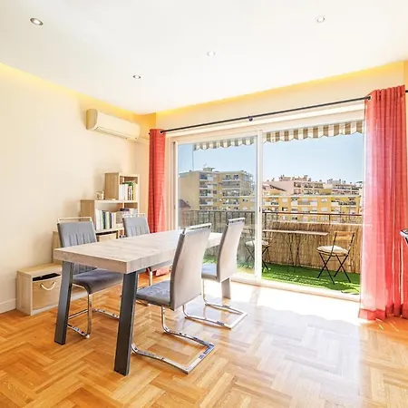 Spacieux T3 Avec Balcon Confort Et Convivialite * Nice