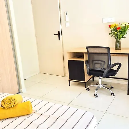 T4 Moderne Climatise - Parking Prive- Terrasse - - Nice
