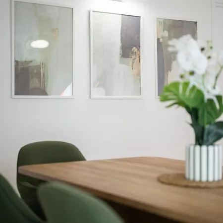 L17 Staywizus - Bosco 3bdr 2 Bath Terrace - Parking & Ac