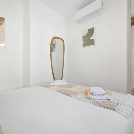Apartment L17 Staywizus - Bosco 3bdr 2 Bath Terrace - Parking & Ac *