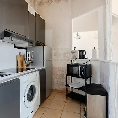 Apartment Charming House With Sea View In