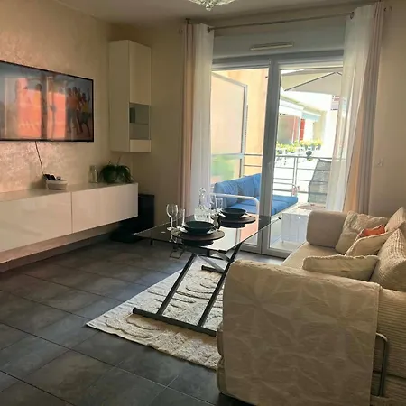 Moderne Avec Terrasse, Parking Et Clim Apartment *