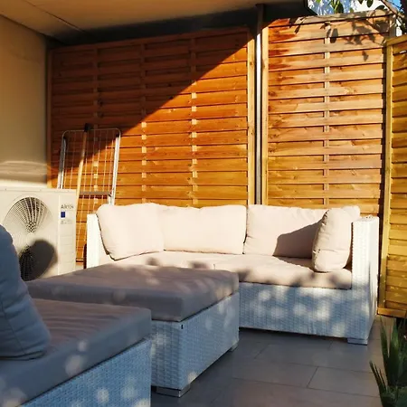 Apartment Avec Jardin Et Piscine Nice