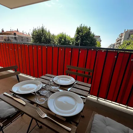 2 - Terrasse, Parking Gratuit & Climatisation *