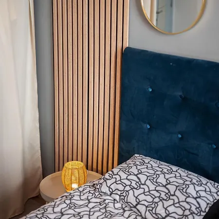 Apartment Port Of Sleeps 4 A C Renovated Nice