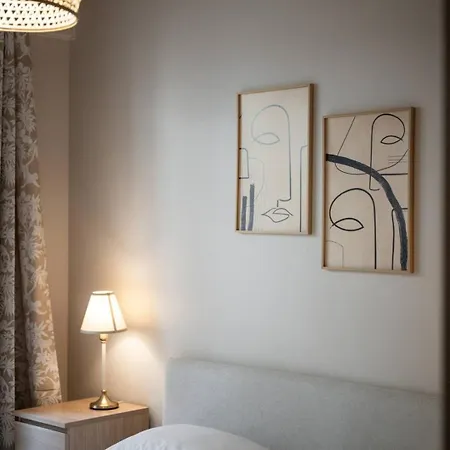 Apartment Charming & Comfortable - Heart Of *