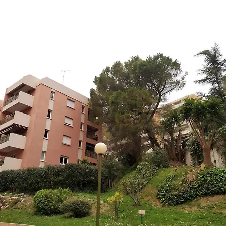 Ideal Couple - A/c - Tramway & Parc Du Ray Apartment