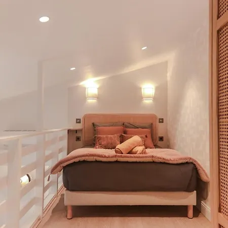 Loft 4 - Center - 2-room Mezzanine Apartment