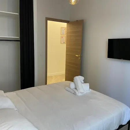 Joli Appartement Avec Jardin, 2 Chambres, Centre Ville De Nice