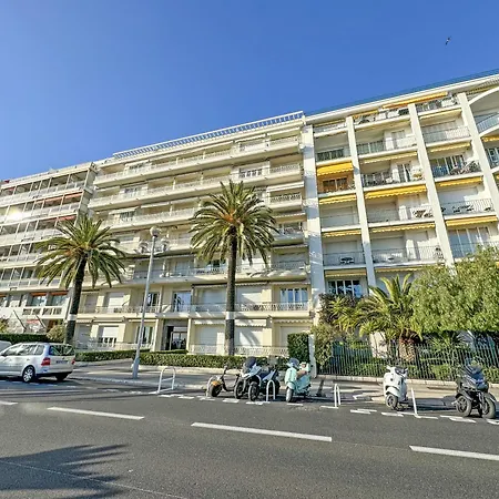 Rare Seafront Garden On Promenade Nice