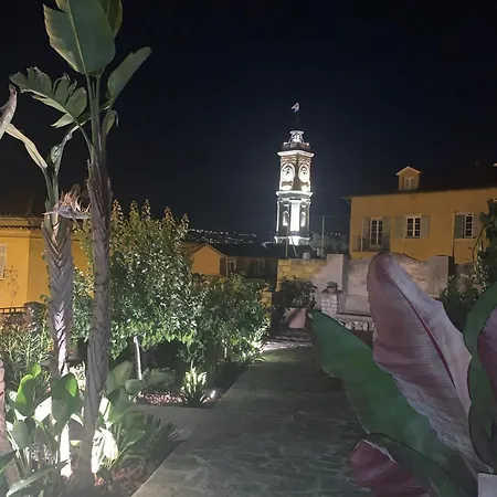Apartment Unique Dans Le Vieux-nice! Avec Jardin Et Terrasse *