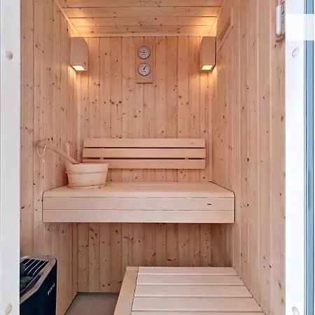 Nestor&jeeves - Julianna Rooftop - Jacuzzi - Sauna Apartment *