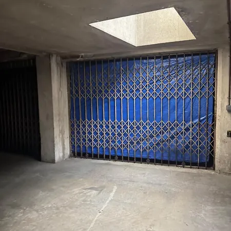 Apartment Sunny Getaway In Terrace Parking *