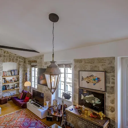 Artist Loft Duplex Jack Sparrow Air Conditionne Et Parking Apartment