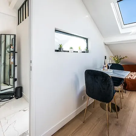 Apartment Secret Nest Nice