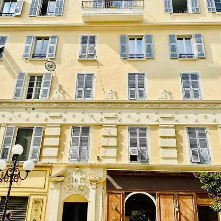Apartment Spacieux Et - Vieux 5 Mn' A Pied