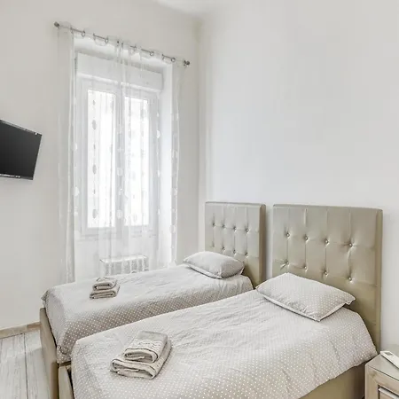 Apartment In Near Beaches