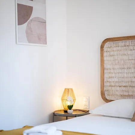 L17 Staywizus - Bosco 3bdr 2 Bath Terrace - Parking & Ac Apartment Nice