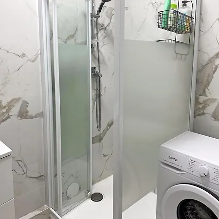 Apartment Magnifique Bas Fabron, 5 Min De La Nice