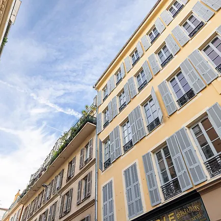 Apartment Charming Center 102 *