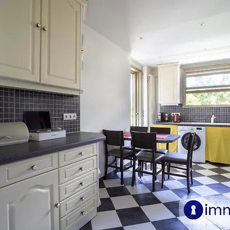 Apartment Spacious With Terrace In The Cimiez District Nice