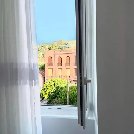 Bright With Garden Near Apartment *