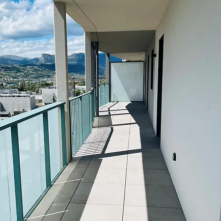 New Building- Neuf Lumineux Vue Mer, Tramway L3 Au Pied De Immeuble A 10 A 15 Mns D'aeroport, Centre & Promenade * Nice