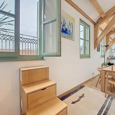Apartment S10 Staywizus - Duplex 3 Bdr Ac Wifi Balcony 10 Mins *
