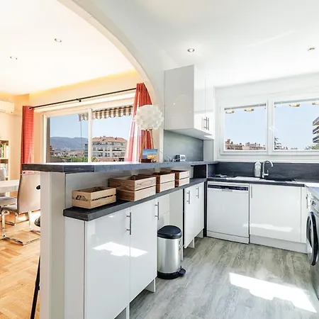 Spacieux T3 Avec Balcon Confort Et Convivialite Apartment Nice