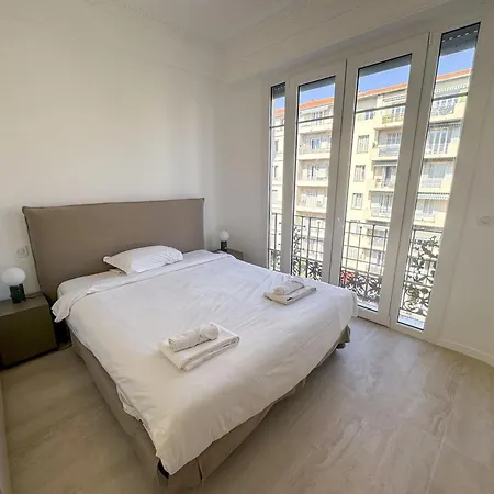 Bourgeois Sea View Promenade Des Apartment Nice