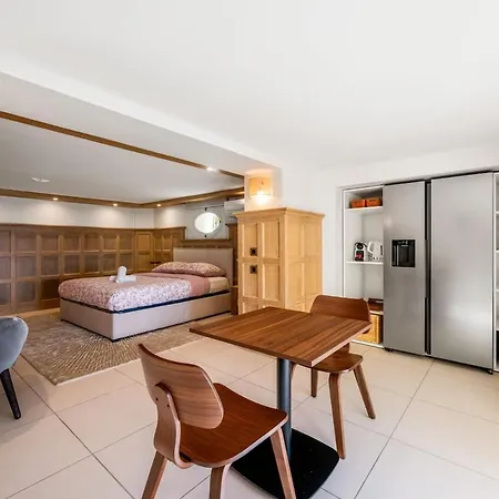 Wonderful Panoramic View With Ac Apartment