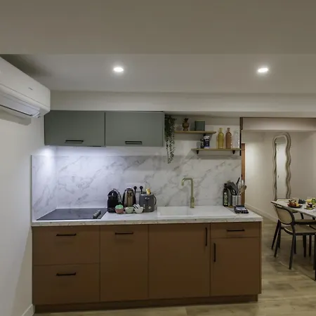 Apartment #20 Staywizus - 1 Bdr Heart Of Old Town Ac Wifi 5 Mins To Sea Nice