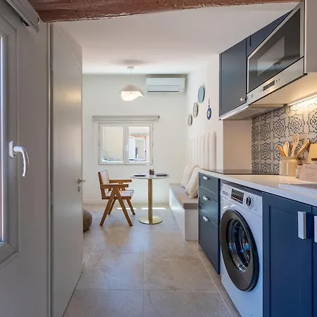 Mediterranean Getaway Old Apartment Nice