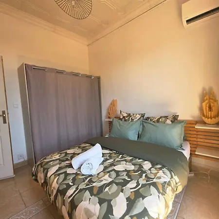 Apartment Charming House With Sea View In