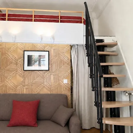 Le Shakespeare 18 Mezzanine Apartment *