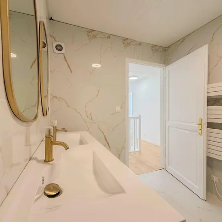 Apartment Duplex Coup De Coeur - 6 Pers, Piscine, Parking Nice