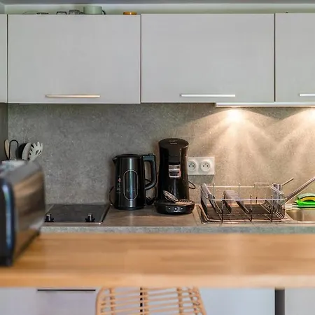 Apartment Riviera Dolce - Cozy In Nice, 7 Min By Tram, Renovated