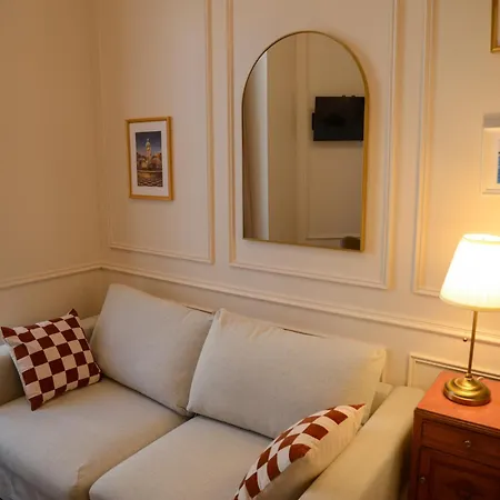 Chic Parisian Apartment Nice