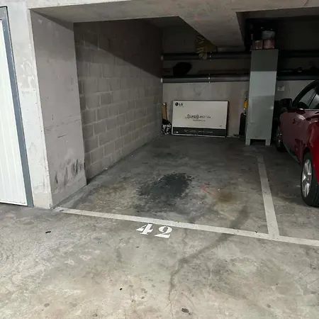 Apartment Moderne Avec Terrasse, Parking Et Clim *