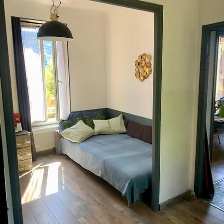 2p Renove Dans Bel Immeuble Nicois De Caractere Apartment Nice