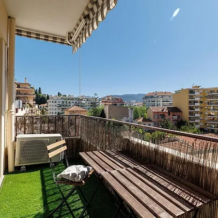 Spacieux T3 Avec Balcon Confort Et Convivialite Apartment