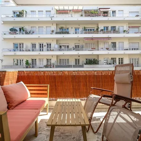 110 M2 Family, 3 Bedrooms Ac And Terrace 8 Min Away Apartment *