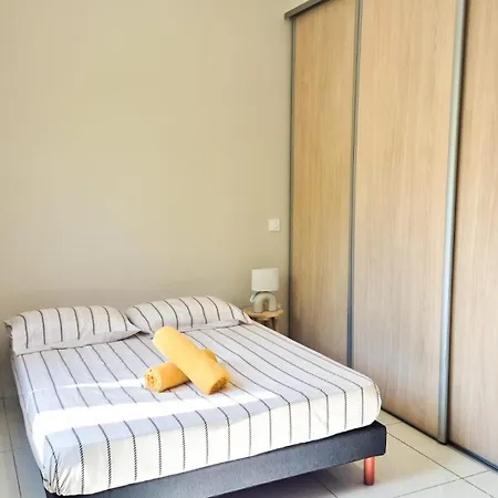 T4 Moderne Climatise - Parking Prive- Terrasse - - Apartment Nice