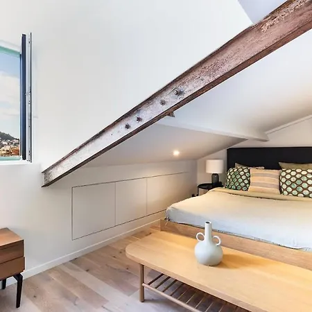 Apartment Garibaldi Elegant Duplex With A Soothing View Ac
