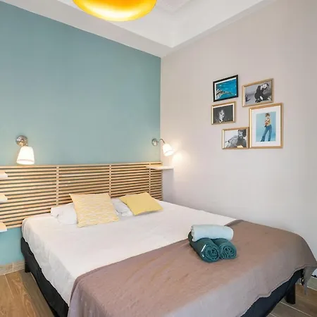 Apartment Bright & Cosy W Terrace Ac Nice